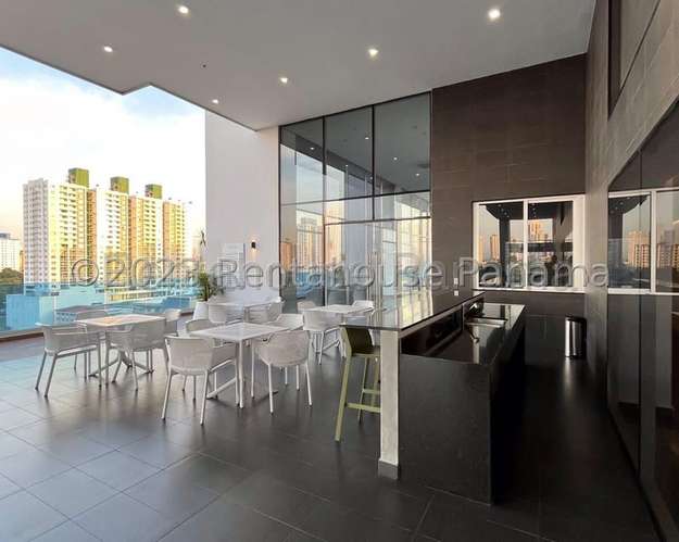 Apartamento en Alquiler en Hato Pintado SYH