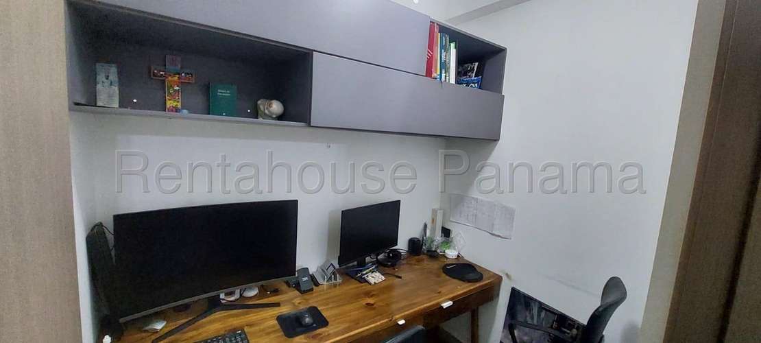 Apartamento en Alquiler en Hato Pintado SYH