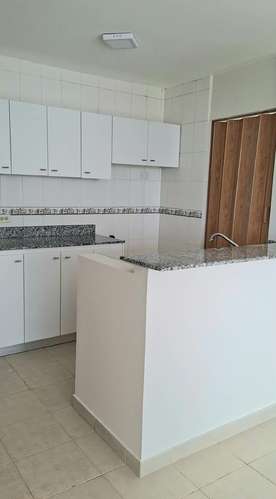 Vendo apartamento en PH colonial Tower detras de Nikos Cafe - Imagen 8