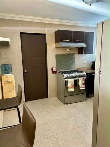 Alquilo apartamento Ph Park lane tower-Frente al IPA