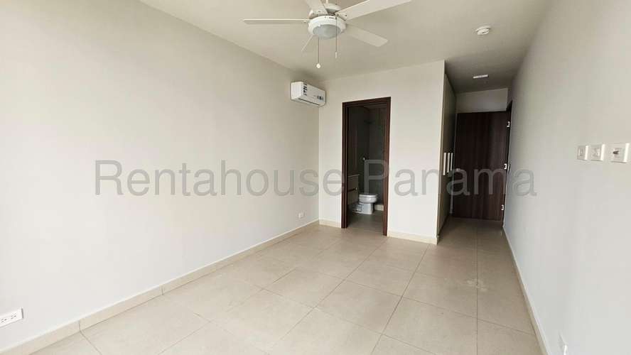 Venta de Apartamento en Costa del Este DCD26-2909