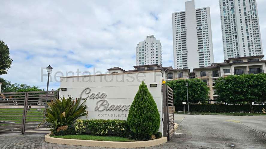 Venta de Apartamento en Costa del Este DCD26-2909