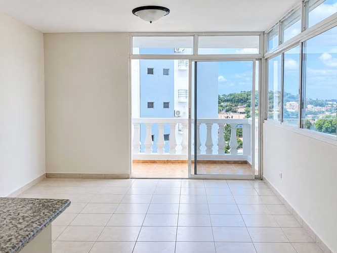 ! BETANIA I CON BALCON I 76 M² I CERCA DE TODO 