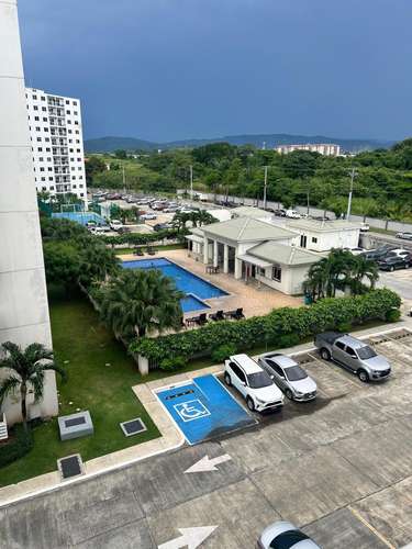 Venta de Apartamento en PH Torres de Cantabria, Las Acacias 