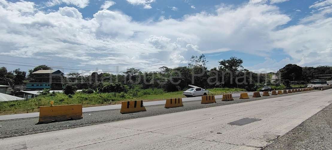 Venta de Terreno en Chorrera – Terreno via principa - Imagen 17