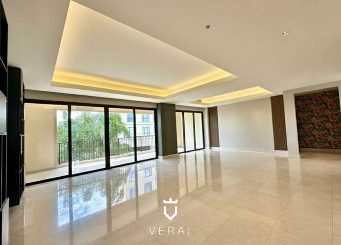 Venta de apartamento con balcón + terraza en PH Santa María Court (BO)