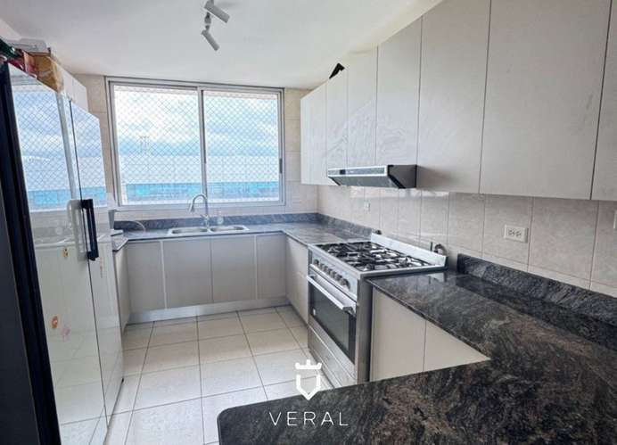 Venta de apartamento con vista al mar en Costa del Este - PH Vertikal (BO)