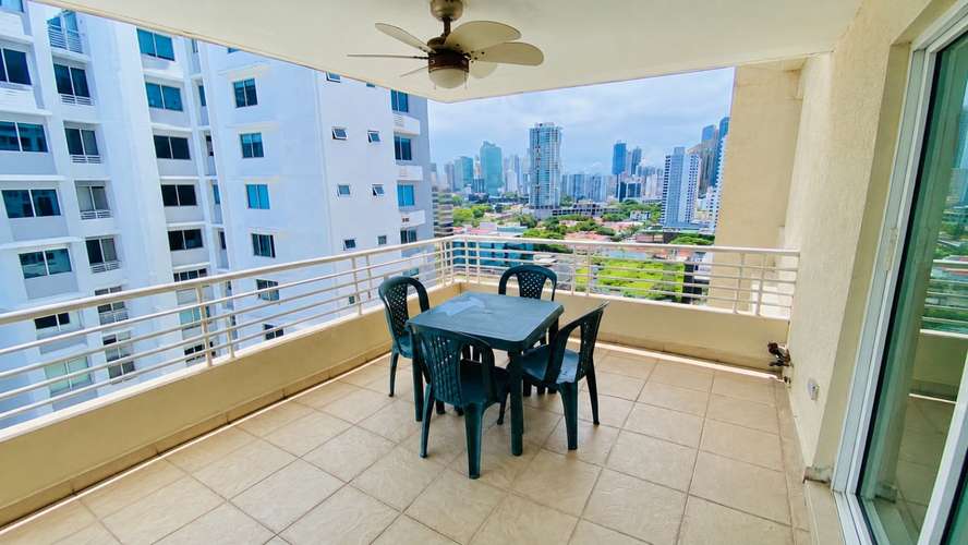 OBARRIO I AMOBLADO I 2 RECAMARAS I 143 M² I BALCON + 2 PARKING 