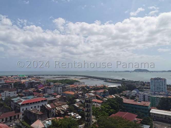 Apartamento en Alquiler en Casco Antiguo Mv