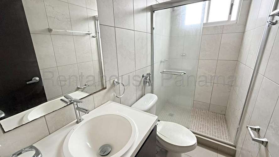 Apartamento en Venta en Hato Pintado SYH