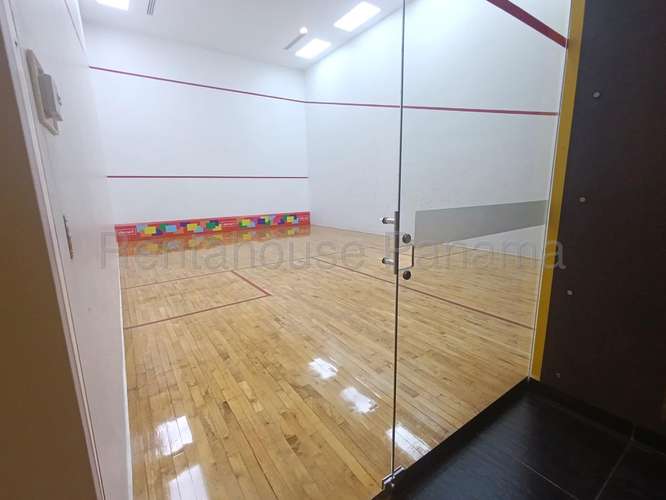 Apartamento en Alquiler en Avenida Balboa Mv