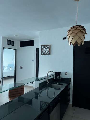 1 RECAMARA - PISO ALTO - AVE BALBOA - VISTA AL MAR 