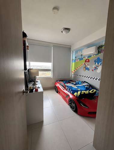 Greenwood Towers. 69mts 2r 2b 1est $165,000.00 - Imagen 4