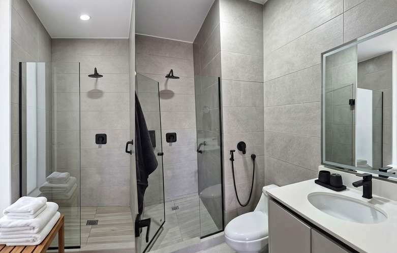 Apartamento en Via España I amoblado | 1 Rec | Con balcón a estrenar