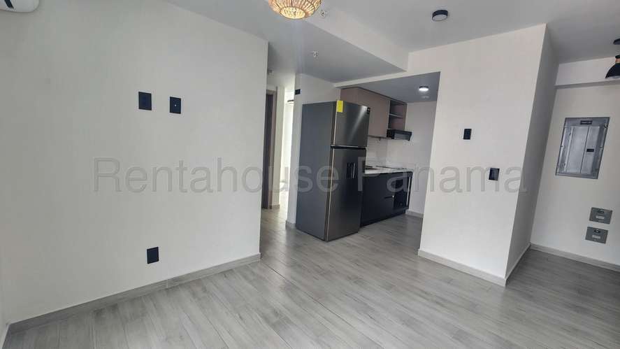 Alquilo Apartamento en Bellavista LC27-3339