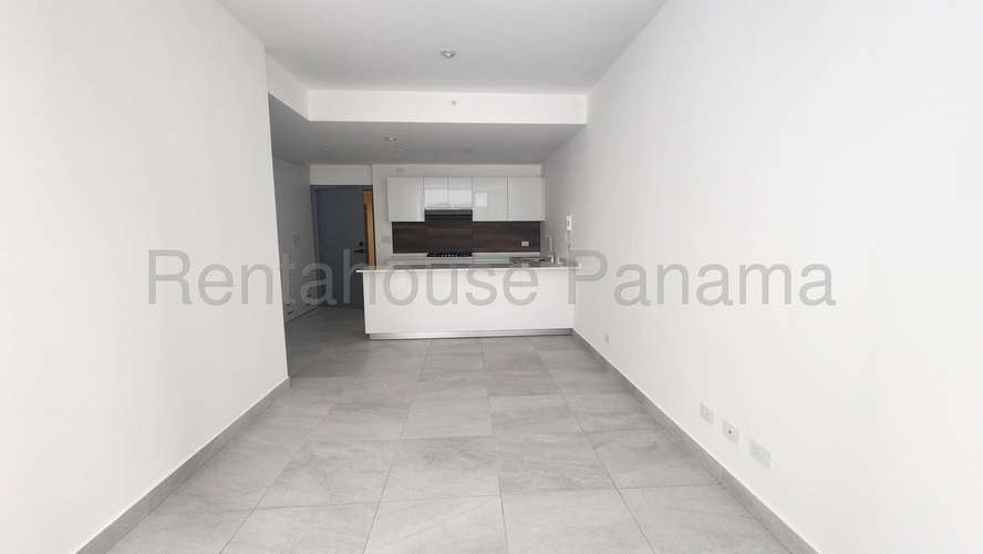 Alquilo Apartamento en El Cangrejo LC27-3340
