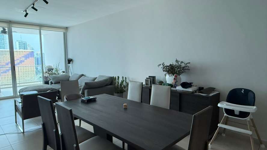 SE VENDE 2 RECAMARAS, VISTA AL MAR Y CIUDAD , PISO ALTO   - Imagen 4