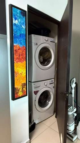 SE VENDE 2 RECAMARAS, VISTA AL MAR Y CIUDAD , PISO ALTO   - Imagen 3