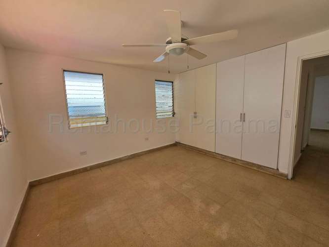 Vendo Apartamento en El Cangrejo LC27-3315