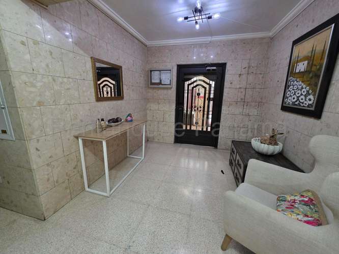 Vendo Apartamento en El Cangrejo LC27-3315