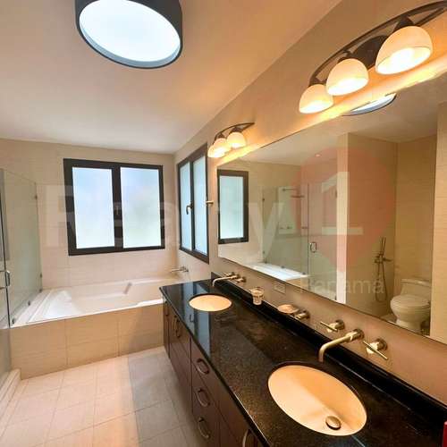 CASA EN VENTA EN COSTA DEL ESTE - PH ANTIGUA – UNIFAMILIAR – PISCINA PRIVADA – LÍNEA BLANCA INCLUIDA - Imagen 9