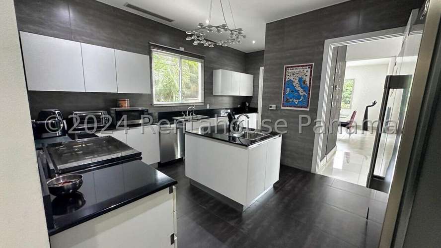 Alquiler de Casa en Santa Maria 26-4777MJC
