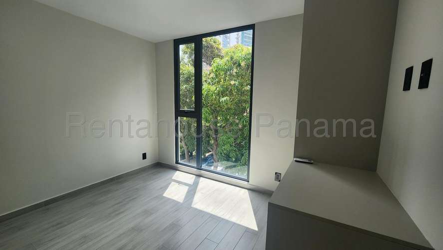 Alquiler de Moderno Apartamento en Bella Vista 27*3339Mfk