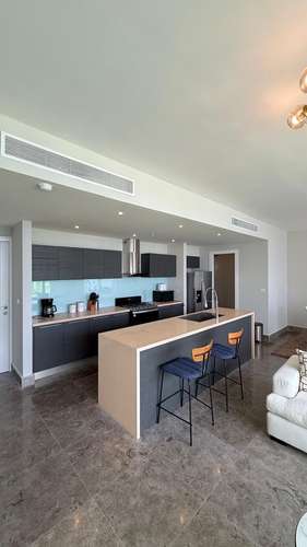 APARTAMENTO EN ALQUILER FRENTE AL MAR, CIUDAD DE PANAMA