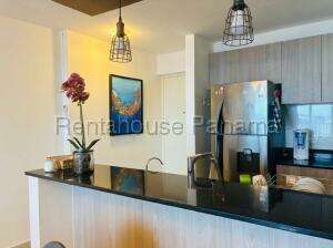 Apartamento en Alquiler en Carrasquilla 27jack3309