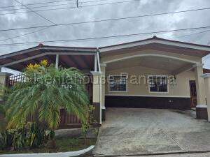 Casa en Alquiler en Villa Lucre 27jack3333