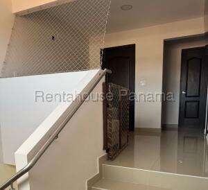 Casa en Alquiler en La Chorrera 27jack3330