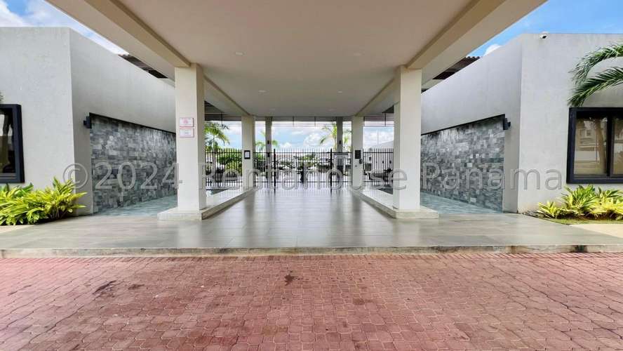 ALQUILO Casa en Ph AVENTURA en Paseo del Norte Brisas del Golf. 157M2 MAG