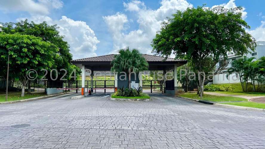 ALQUILO Casa en Ph AVENTURA en Paseo del Norte Brisas del Golf. 157M2 MAG