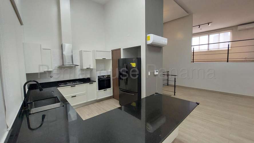 Espectacular Casa en Alquiler en San Francisco 27*3320Mfk