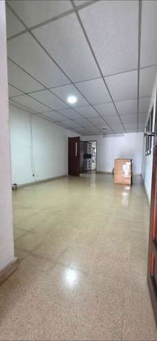 Alquio casa cercada pars remodelar SAN ANTONIO CERCA AL METRO