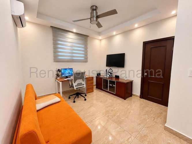 Alquiler de Majestuosa Casa en Exclusivo PH Cerrado, Costa del Este 27LGG3240