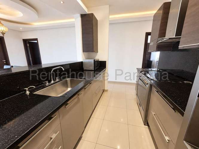 Alquiler de apartamento amoblado en Ph Premium Towers 27MVCH3325
