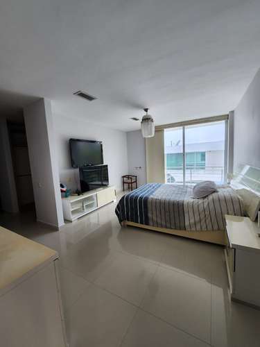 Costa Esmeralda / Casa en Venta / 3 Rec c/u con Baño / Elevador / A/C Central / 2 Parking / 305 m²   - Imagen 13