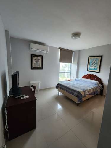 Costa Esmeralda / Casa en Venta / 3 Rec c/u con Baño / Elevador / A/C Central / 2 Parking / 305 m²   - Imagen 6