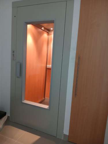 Costa Esmeralda / Casa en Venta / 3 Rec c/u con Baño / Elevador / A/C Central / 2 Parking / 305 m²   - Imagen 17