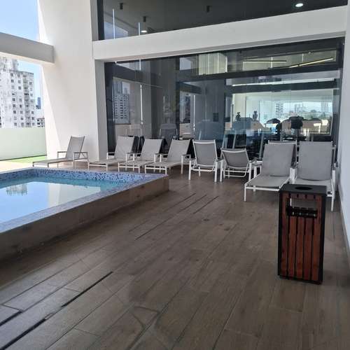 Carrasquilla / Apto en Alquiler / 2 Rec · 2 Baños / A/C en Todas las Áreas / 1 Parking / 80 m²  