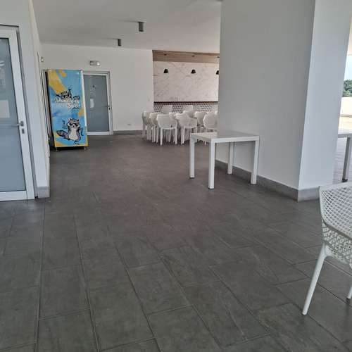 Carrasquilla / Apto en Alquiler / 2 Rec · 2 Baños / A/C en Todas las Áreas / 1 Parking / 80 m²  
