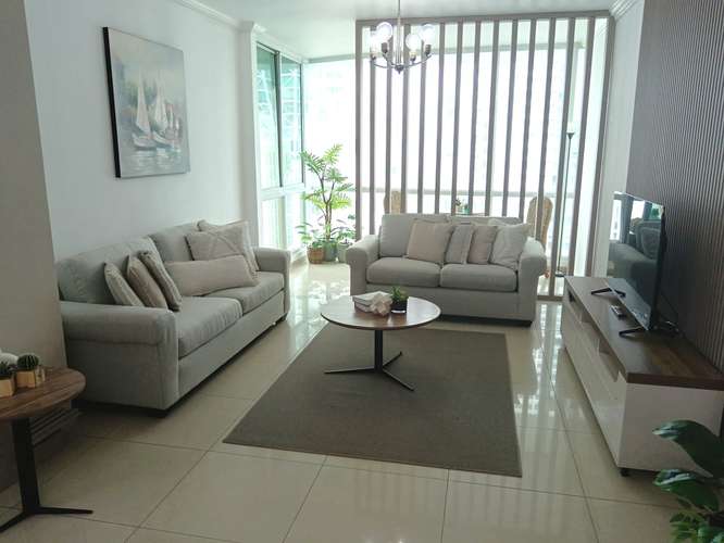 Alquilo apartamento en Punta Pacifica, 160m2, 3 recamaras, amoblado, cuarto y baño de empleada. - Imagen 4