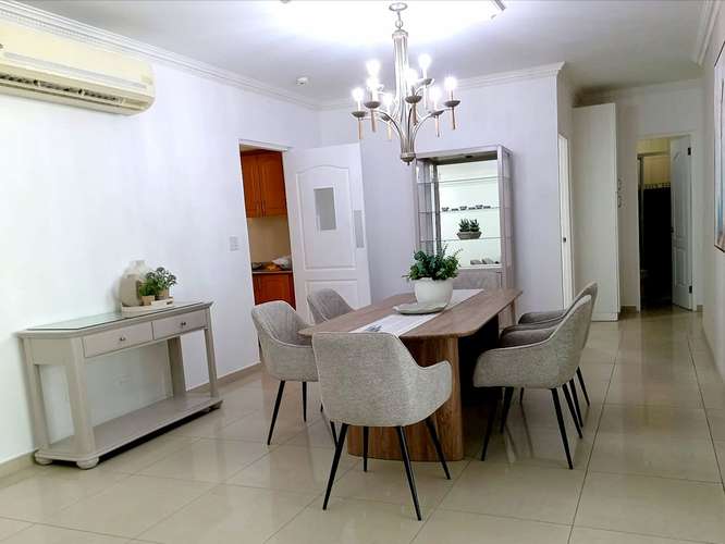 Alquilo apartamento en Punta Pacifica, 160m2, 3 recamaras, amoblado, cuarto y baño de empleada. - Imagen 3