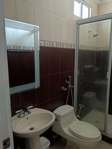 Alquilo apartamento en Punta Pacifica, 160m2, 3 recamaras, amoblado, cuarto y baño de empleada. - Imagen 16