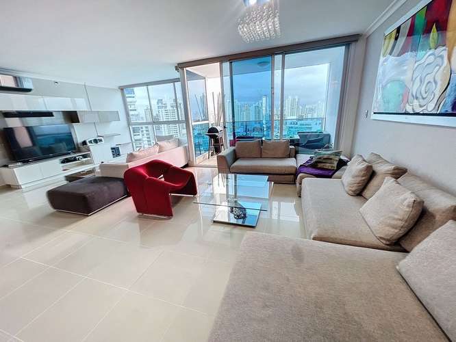 Alquiler de Apartamento Amoblado en San Francisco PH Waterfalls