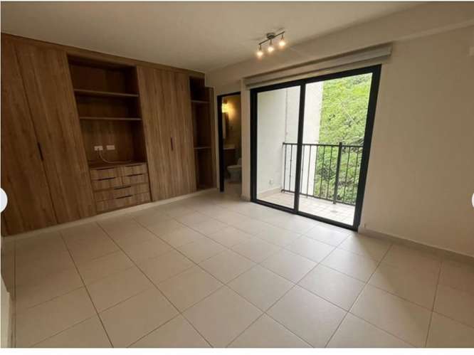 Alquiler de Apartamento en Albrook.PH Embassy Village