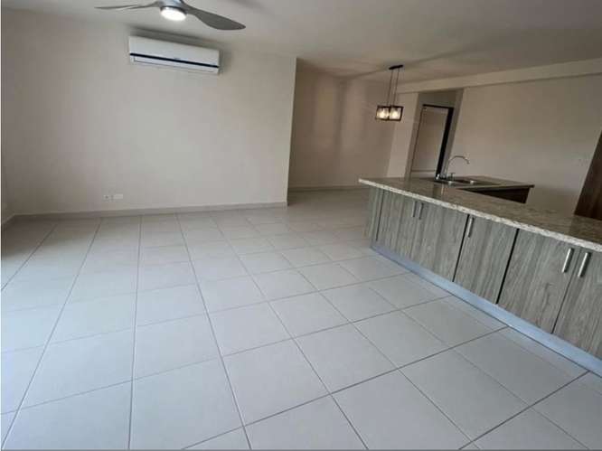 Alquiler de Apartamento en Albrook.PH Embassy Village