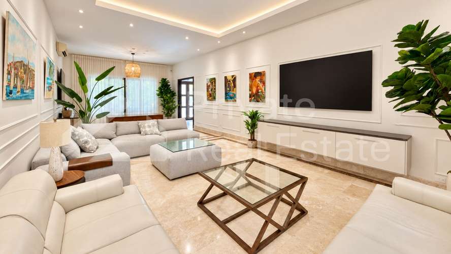 Casa unifamiliar de 4 dormitorios en Costa del Este, Toscana - Imagen 4