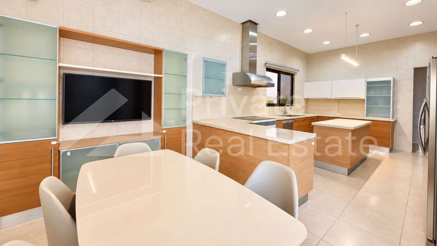 Casa unifamiliar de 4 dormitorios en Costa del Este, Toscana - Imagen 8